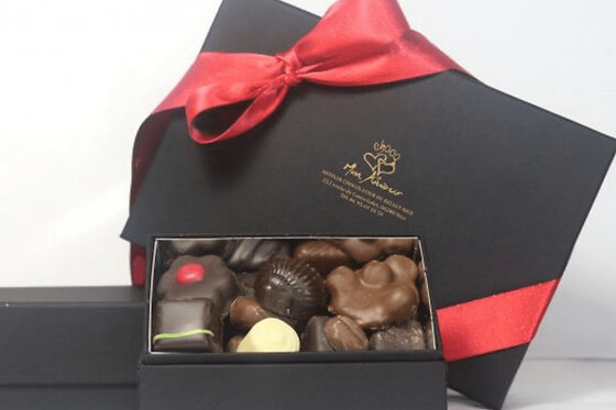 Atelier fabrication de bonbons de chocolat à Nice (06)