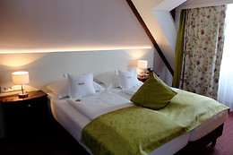 Hotel Exquisit