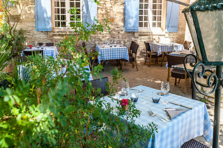 Un repas pour 2 à l'Auberge de Tavel à Tavel (30)