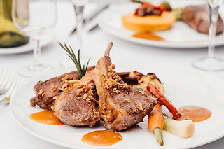 Dîner croisière sur les Bateaux-Mouches à Paris - Menu Excellence