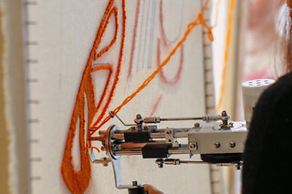 Atelier Tufting création d'une pièce décorative à Toulouse (31)