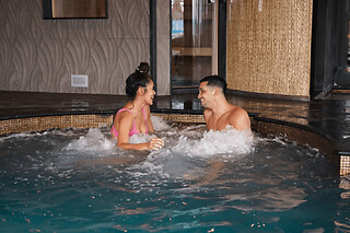 SPA & massage en duo sur les bords du lac d'Annecy - Pack SPA 1h & 2 massages de 30 mn (sur lit d'hydrojets et manuel)