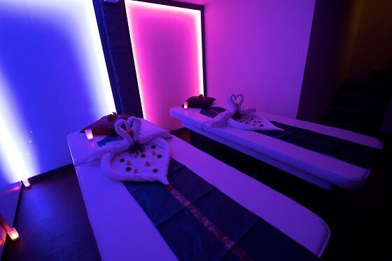 Massage thaï relaxant à Paris 17ème - Massage aux huiles chaudes - Duo- 1 h