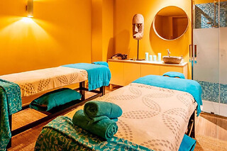 Massage balinais à Paris 17ème - Massage duo & coupes de champagne