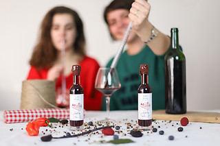 Un atelier d'œnologie à L.O Wine à Petit-Palais-et-Cornemps (33)
