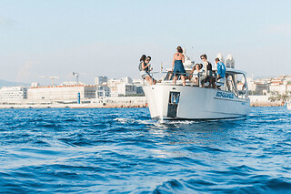 Après-midi en bateau privatisé dans les Calanques de Marseille - De 8 à 12 personnes