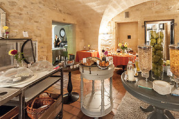 Hostellerie Le Castellas