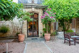 Château Hôtel d'Arpaillargues