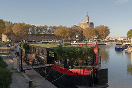 LA PENICHE Bed & Bicycle - Aigues Mortes