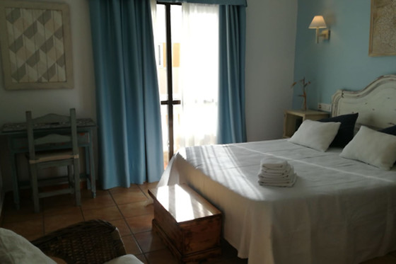 HOSTAL RESTAURANTE MACAVI - photo 10