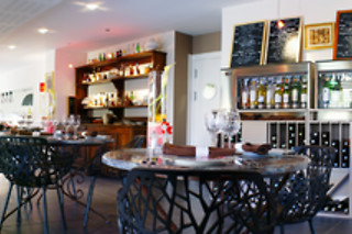 Repas en duo à la Table de Beaurecueil à Beaurecueil (13)