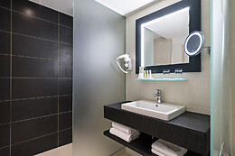 Golden Tulip Marseille Euromed