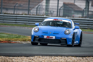 Pilotage de la Porsche 992 GT3 - Extrem Cars - Circuit de Clastres (02)