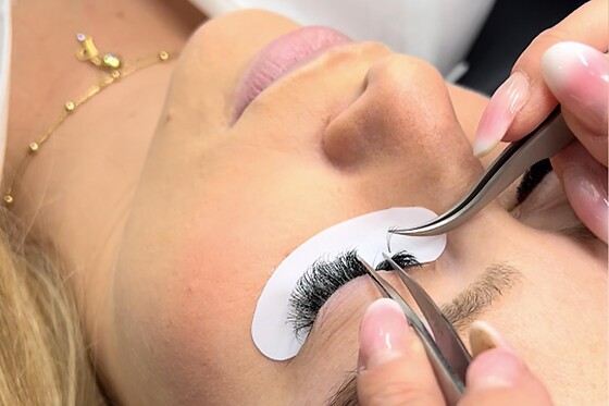 LASHES & GO POBLENOU - photo 7