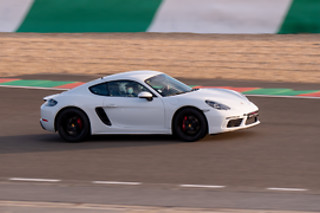 Découverte Porsche Cayman S 718 (5 tours) sur le Circuit du Bourbonnais (03)