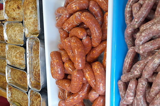 Atelier fabrication de terrines et saucisses à Fromont (77)