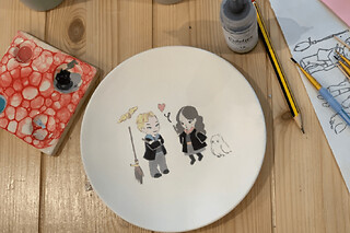 Atelier parent / enfant peinture sur céramique à Paris 17ème