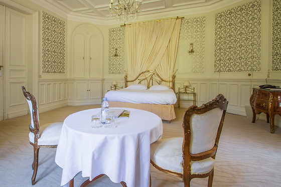 Séjour gourmand pour 2 au Château de Périgny à Vouillé (86)