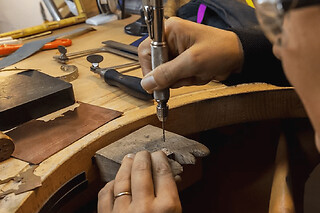 Atelier bague bubbles en argent à Marseille (13)