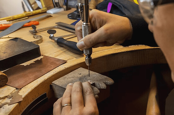 Atelier bague bubbles en argent à Marseille (13)