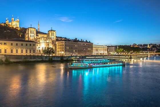 Dîner croisière sur la péniche 