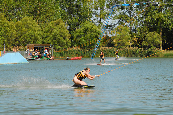 Découverte du téleski nautique pour 4 - Téléski Nautique de Moncontour - Moncontour (86)