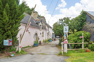Nuit en yourte pour 2 chez Ker'Ânes'Duic à Noyal-Pontivy  (56)