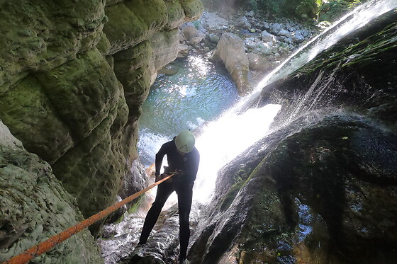 Outdoor canyoning - photo 3