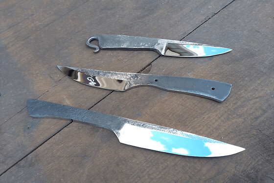 Atelier création d'un couteau brut de forge à Perruel (27)