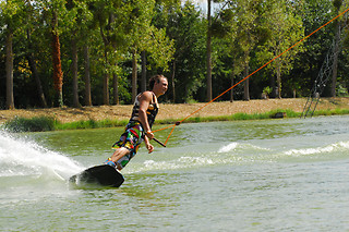 Découverte du téleski nautique pour 4 - Téléski Nautique de Moncontour - Moncontour (86)
