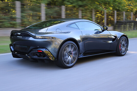 Découverte Aston-Martin Vantage (5 tours) sur le Circuit de Pont l'Evèque (14)