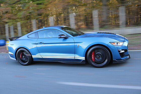 Découverte Ford Mustang Shelby GT500 (3 tours) sur le Circuit de Pont l'Evèque (14)