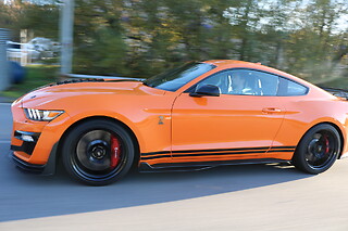 Découverte Ford Mustang Shelby GT500 (3 tours) sur le Circuit de Pont l'Evèque (14)