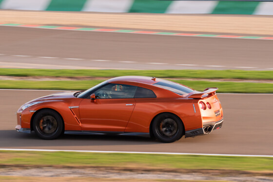 Découverte Nissan GTR (3 tours) sur le Circuit de Pont l'Evèque (14)