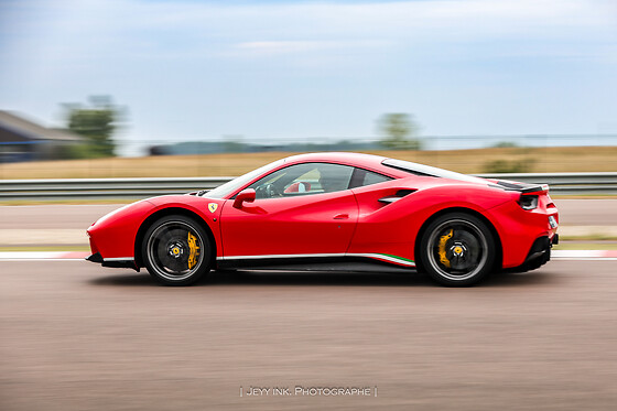Découverte Ferrari 488 GTB (3 tours) sur le Circuit de Haute Saintonge (17)
