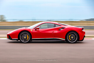 Découverte Ferrari 488 GTB (3 tours) sur le Circuit de Haute Saintonge (17)