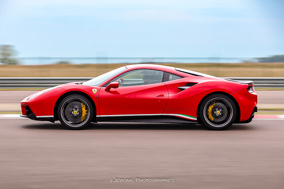 Découverte Ferrari 488 GTB (3 tours) sur le Circuit de Haute Saintonge (17)