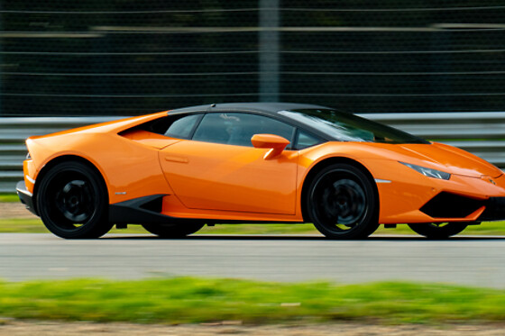 Découverte Lamborghini Huracan (5 tours) sur le Circuit du Bourbonnais (03)