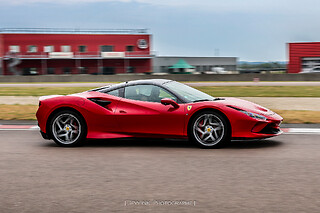 Découverte Ferrari F8 Tributo (3 tours) sur le Circuit de Clastres (02)