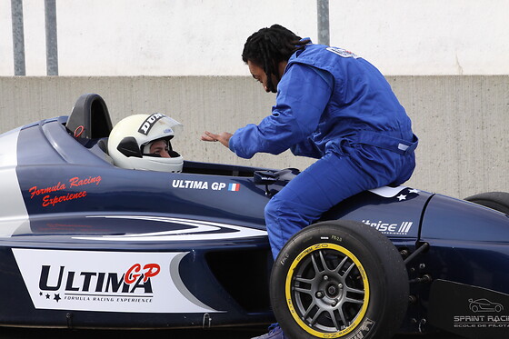 Stage de pilotage en monoplace Renault - Ultima GP - Circuit du Var (83)