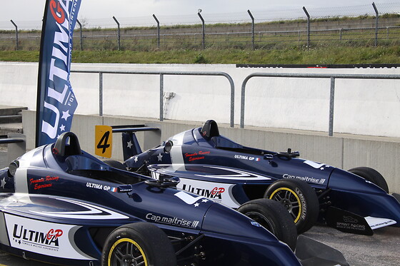 Stage de pilotage en monoplace Renault - Ultima GP - Circuit d'essai de Montlhéry (91)