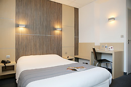 Hotel The Originals Castres Le Causséa