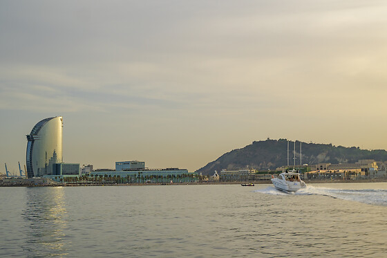 CHARTER BARCELONA 1 - photo 2