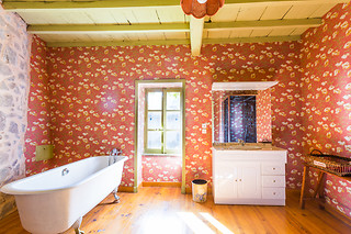 Séjour gourmand pour 2 au Manoir de Tourville à Les Halles (69)