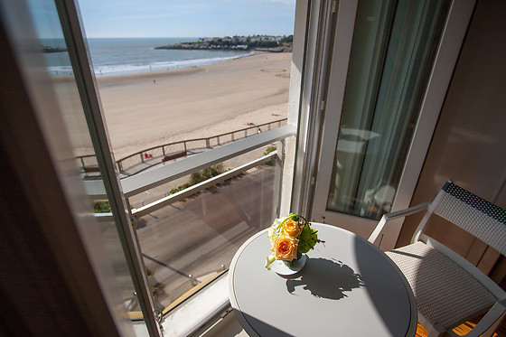 Hotel The Originals Royan Miramar - photo 10