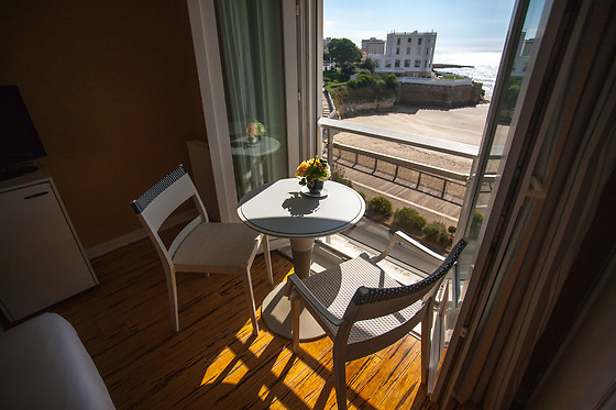 Hotel The Originals Royan Miramar - photo 11