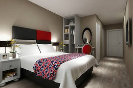 Adonis Hôtel Bayonne