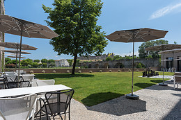 Hôtel du Roi & SPA by SOWELL COLLECTION