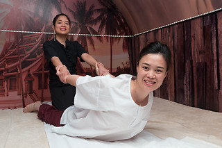Un massage aux huiles bio pour 2 chez Bon Spa Thaï à Paris (75012)