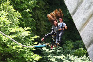 Saut à l'élastique du Pont Napoléon à Luz-Saint-Sauveur (65)